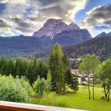 Ferienwohnung Deliziosa Mansarda Con Vista Dolomiti San Vito di Cadore Exterior foto