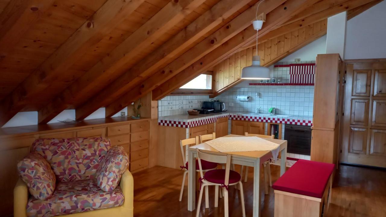 Ferienwohnung Deliziosa Mansarda Con Vista Dolomiti San Vito di Cadore Exterior foto