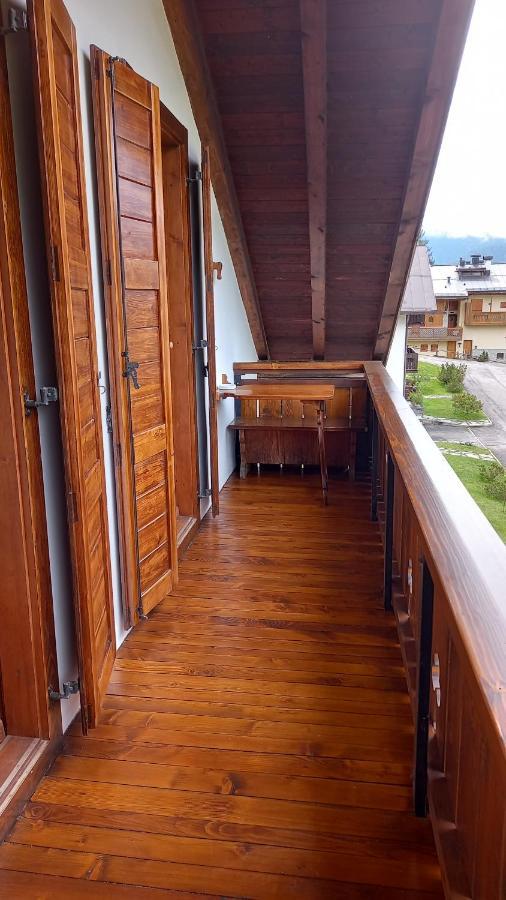 Ferienwohnung Deliziosa Mansarda Con Vista Dolomiti San Vito di Cadore Exterior foto