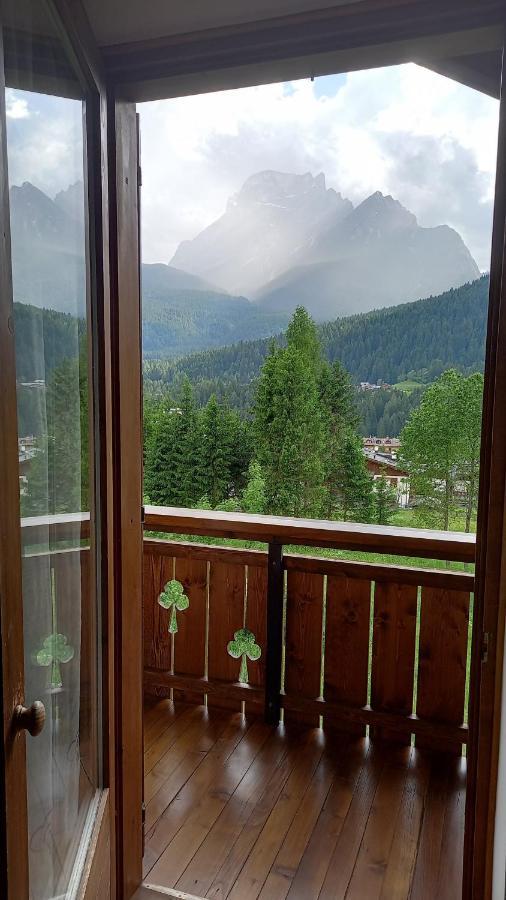 Ferienwohnung Deliziosa Mansarda Con Vista Dolomiti San Vito di Cadore Exterior foto