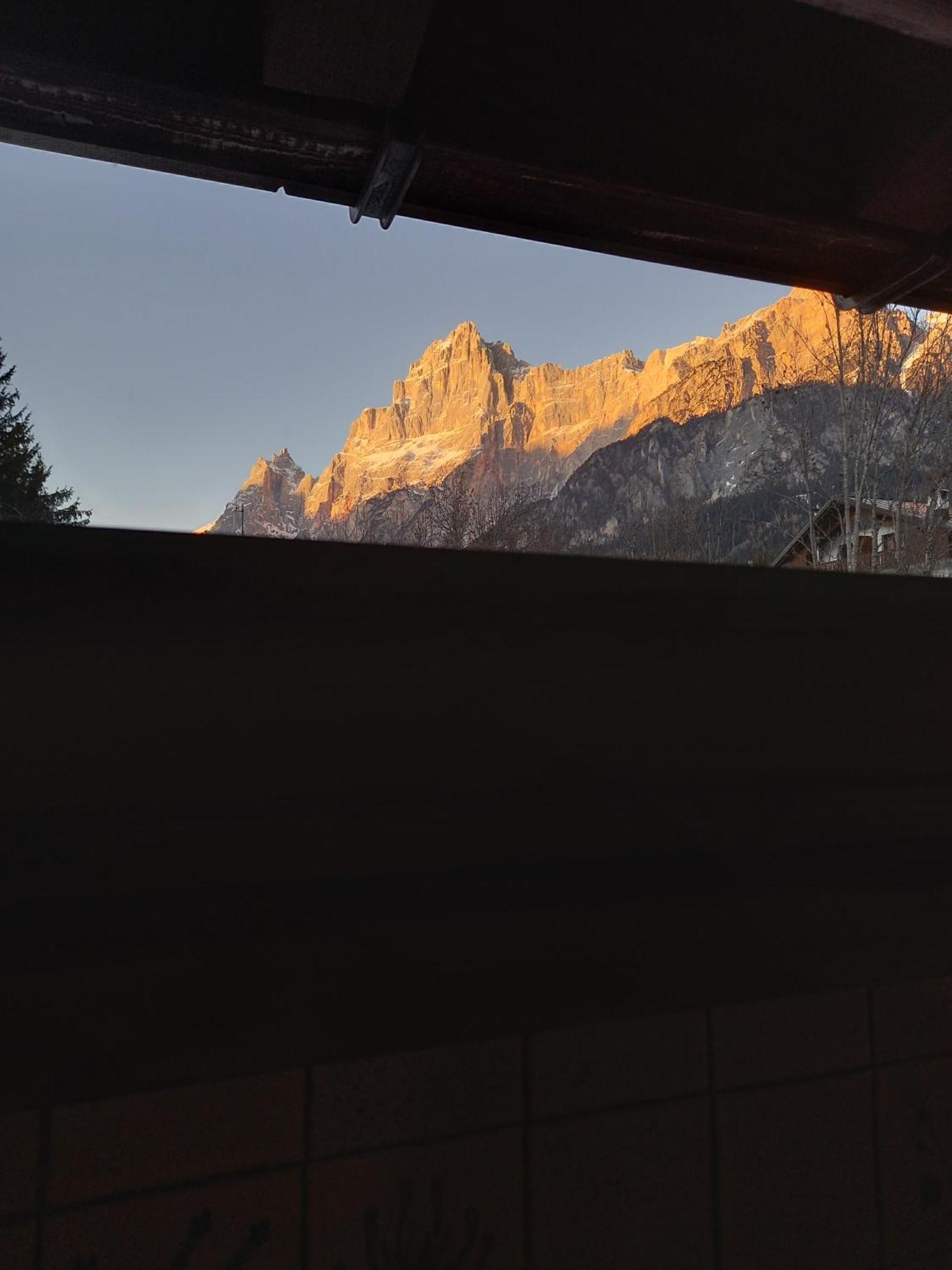 Ferienwohnung Deliziosa Mansarda Con Vista Dolomiti San Vito di Cadore Exterior foto