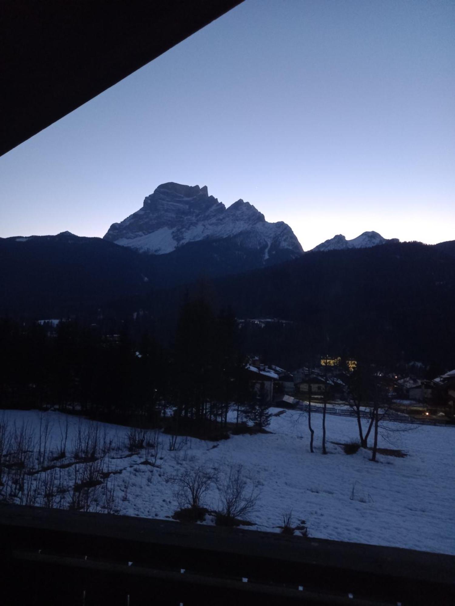 Ferienwohnung Deliziosa Mansarda Con Vista Dolomiti San Vito di Cadore Exterior foto
